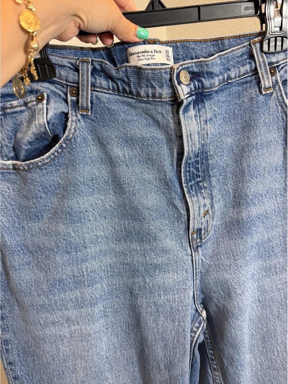 Abercrombie & Fitch abercrombie fitch